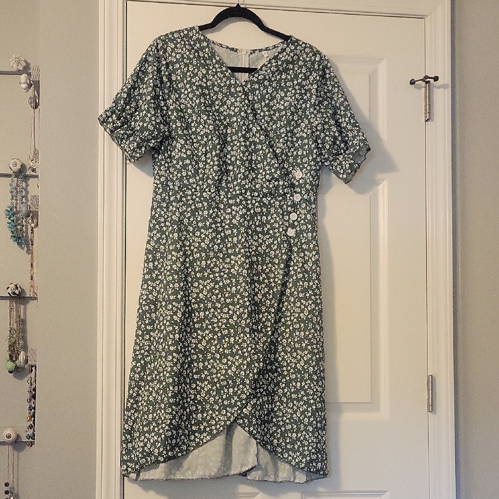 Chic Green Floral High Low Dress